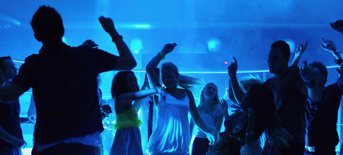 Night Club Limousine Service - Limos and Buses to Vancouver's Hottest Spots